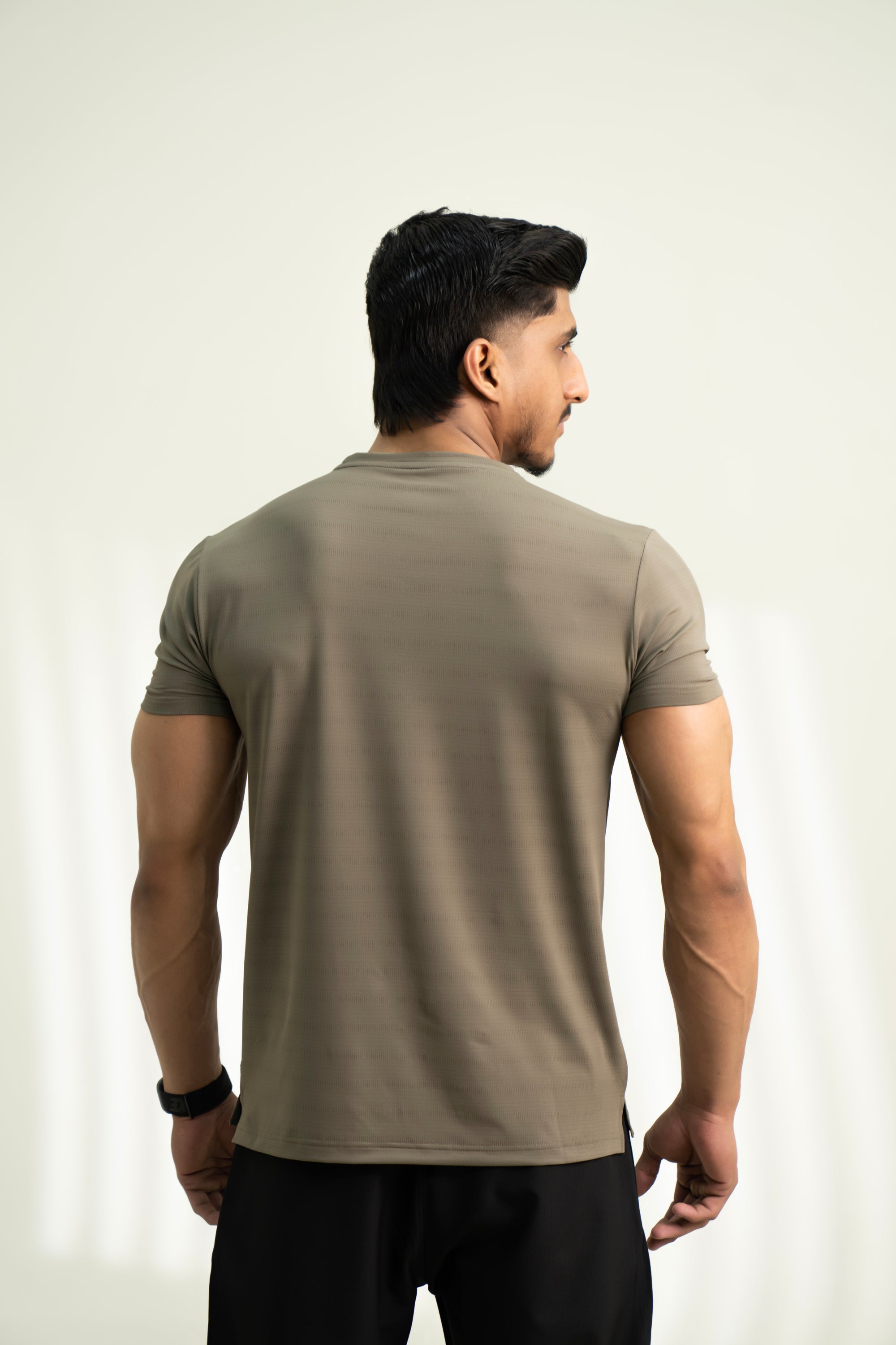Grizlay FitStream Tee – Light Brown Performance Mesh T-Shirt