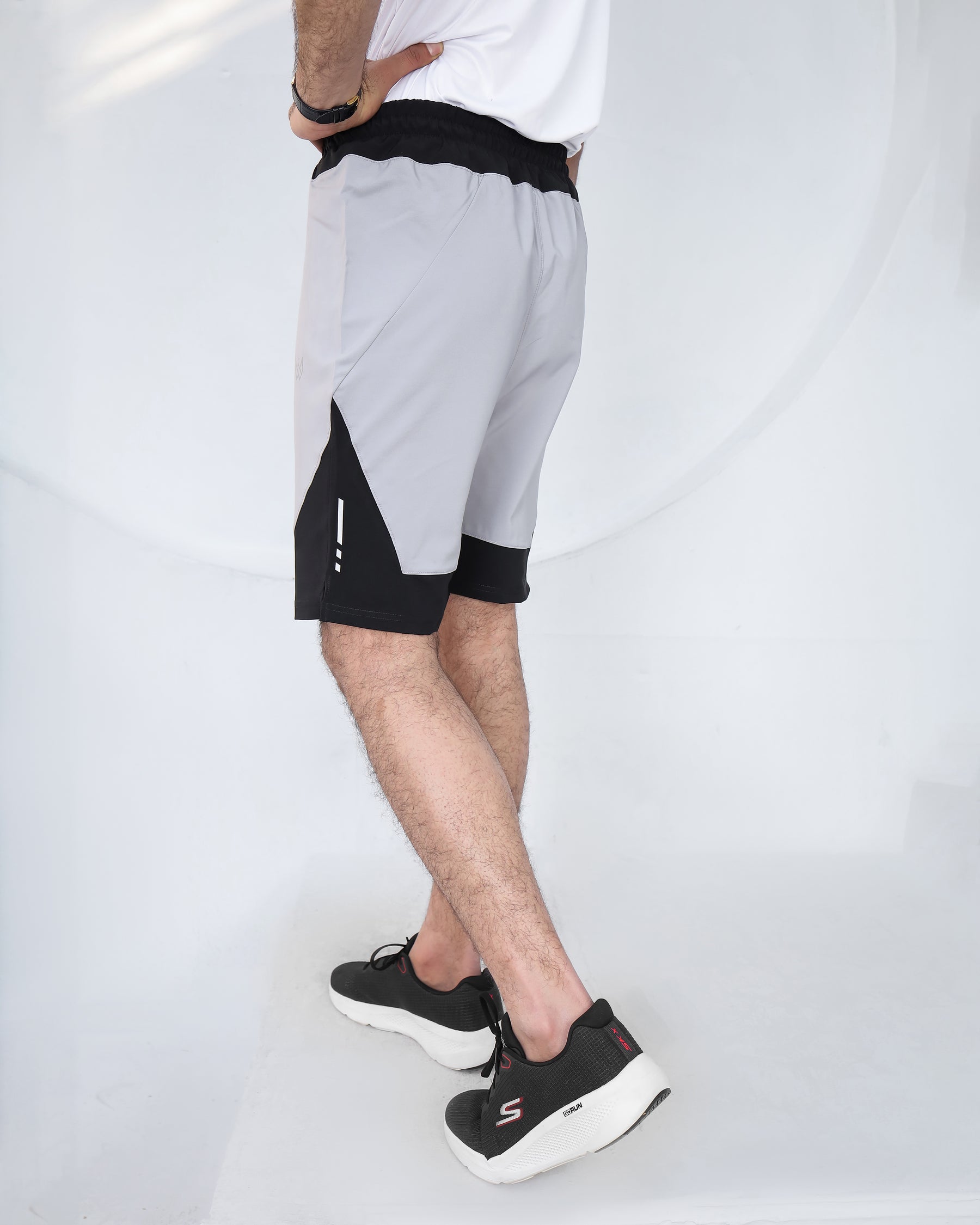 Agility Shorts - Silver/Black